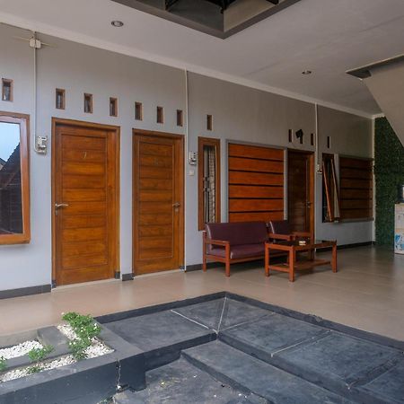 Al Abror Homestay Mandala Krida Mitra Reddoorz Yogyakarta Eksteriør billede