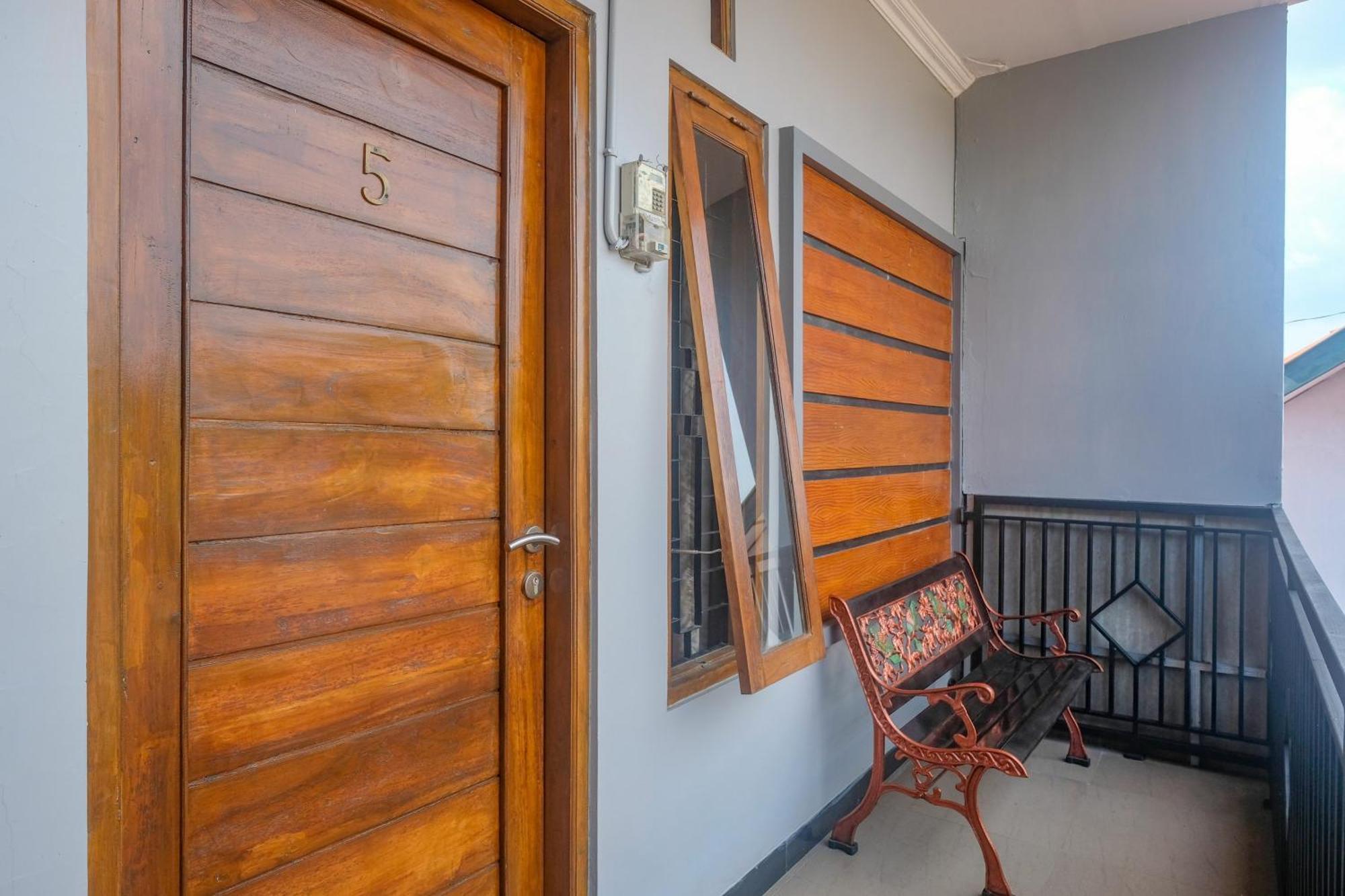 Al Abror Homestay Mandala Krida Mitra Reddoorz Yogyakarta Eksteriør billede