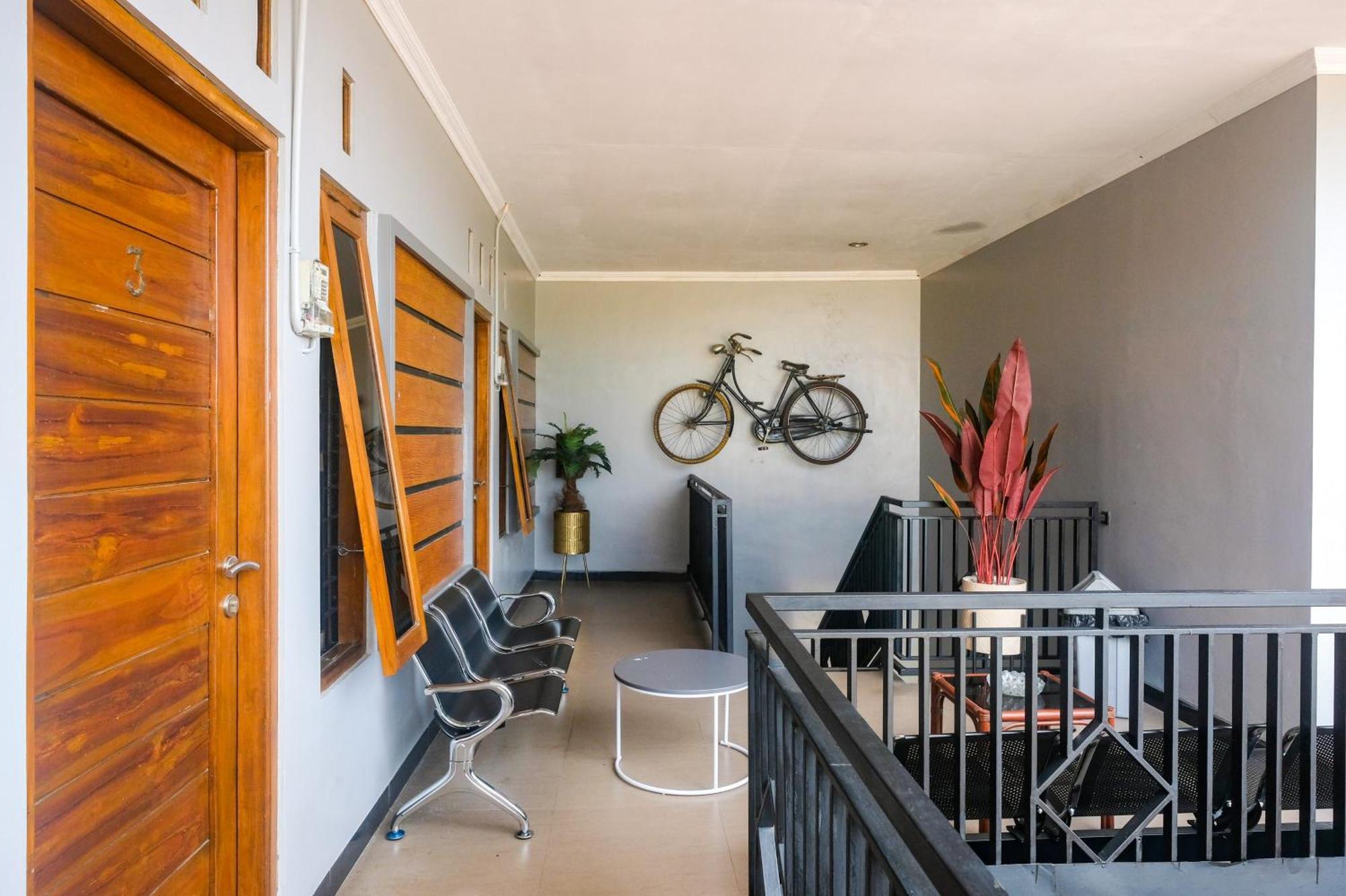 Al Abror Homestay Mandala Krida Mitra Reddoorz Yogyakarta Eksteriør billede